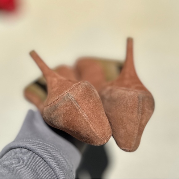 Gorgeous Suede Michael Kors Heels - Picture 7 of 7